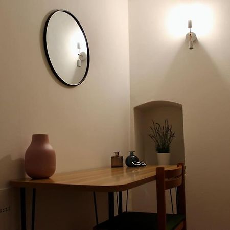 Cute Apartment Near Santa Croce Флоренция Экстерьер фото