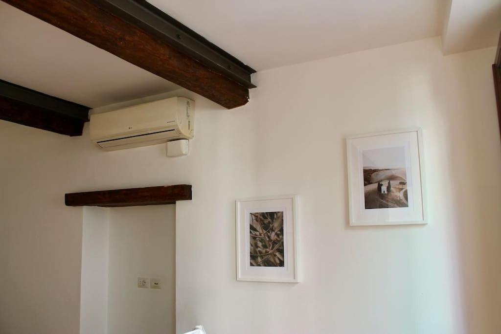 Cute Apartment Near Santa Croce Флоренция Экстерьер фото