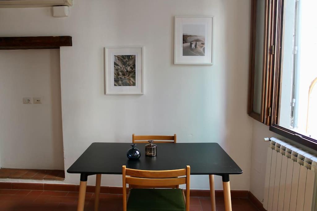 Cute Apartment Near Santa Croce Флоренция Экстерьер фото