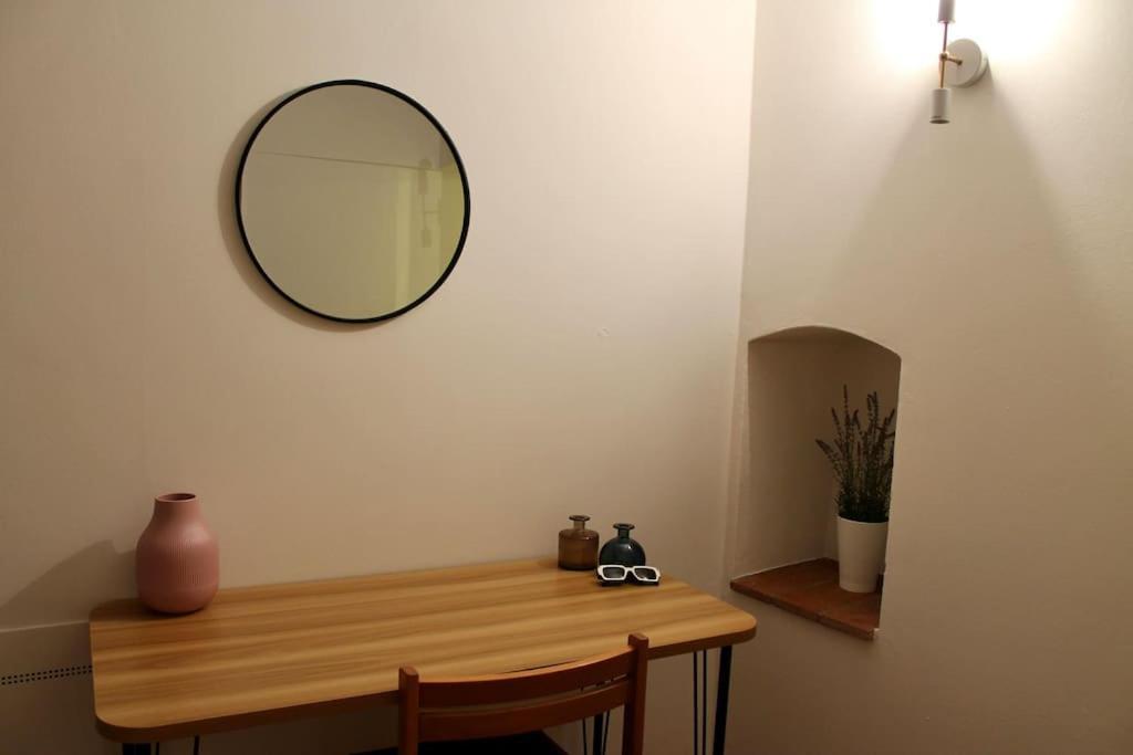 Cute Apartment Near Santa Croce Флоренция Экстерьер фото