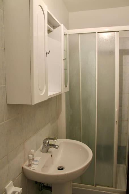 Cute Apartment Near Santa Croce Флоренция Экстерьер фото