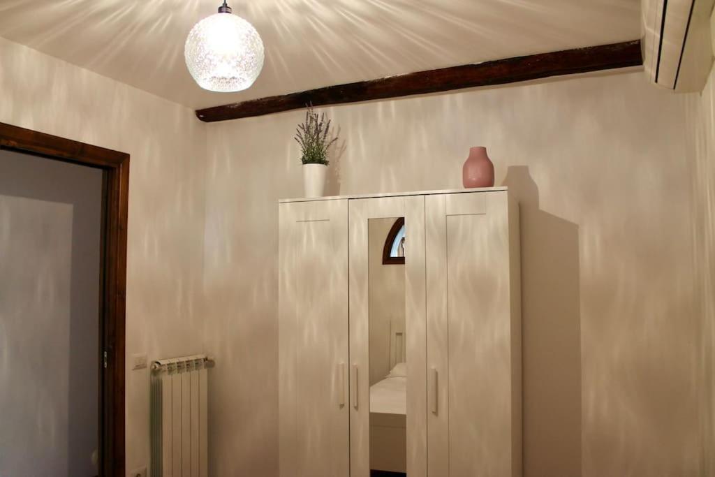 Cute Apartment Near Santa Croce Флоренция Экстерьер фото