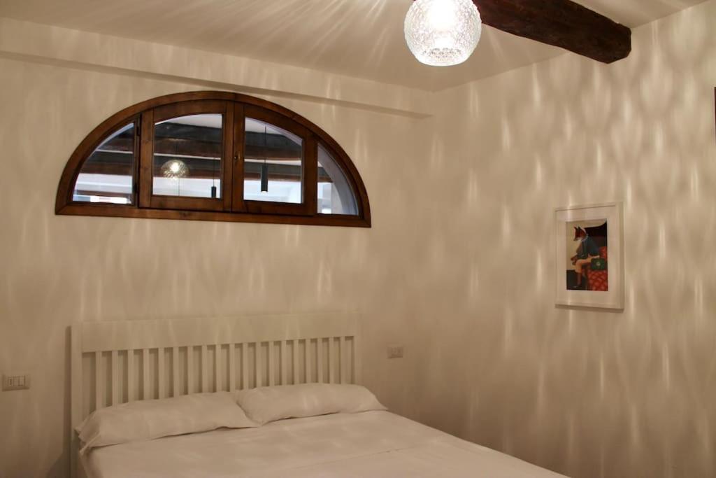 Cute Apartment Near Santa Croce Флоренция Экстерьер фото