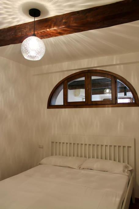 Cute Apartment Near Santa Croce Флоренция Экстерьер фото
